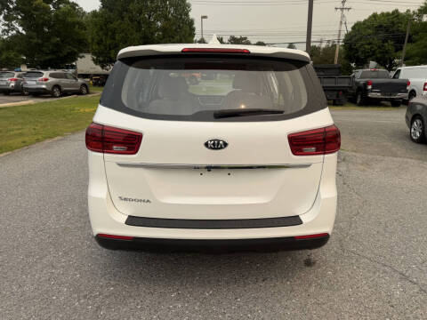2019 Kia Sedona L