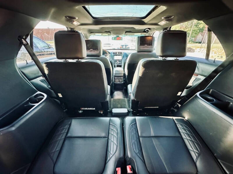2017 Ford Explorer Platinum