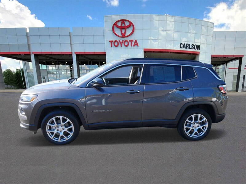 2022 Jeep Compass Latitude Lux