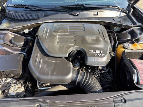2016 Dodge Charger SXT
