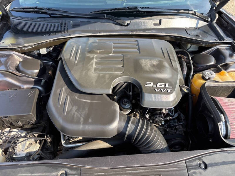 2016 Dodge Charger SXT