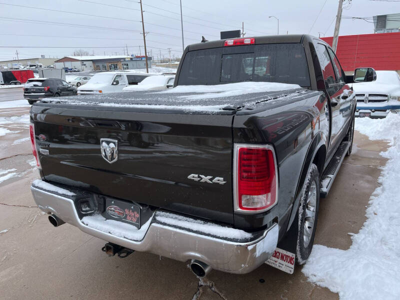 2014 RAM Ram 1500 Pickup Laramie photo 5