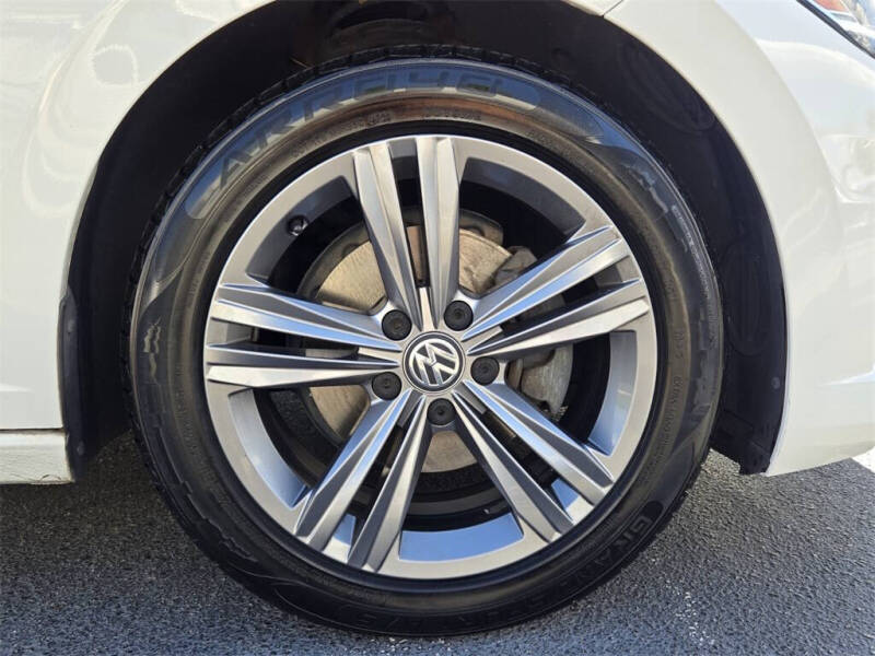 2020 Volkswagen Jetta R-Line