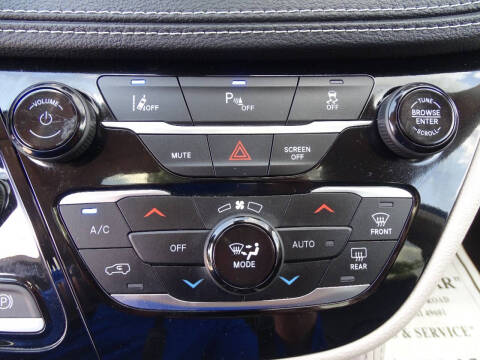 2023 Chrysler Pacifica Plug-In Hybrid Limited