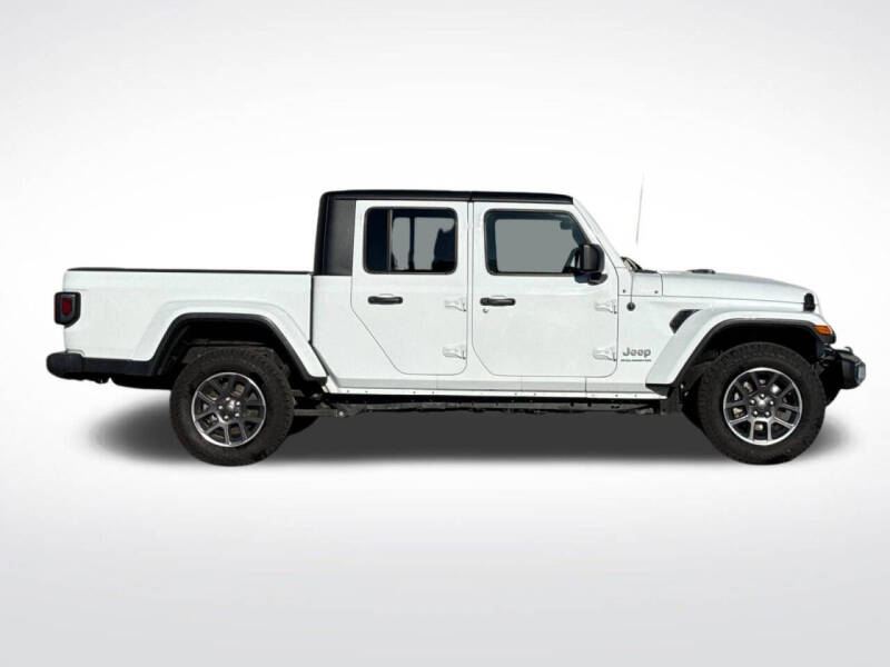 2023 Jeep Gladiator