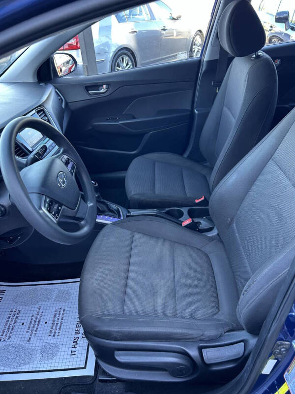 2019 Hyundai Accent SE