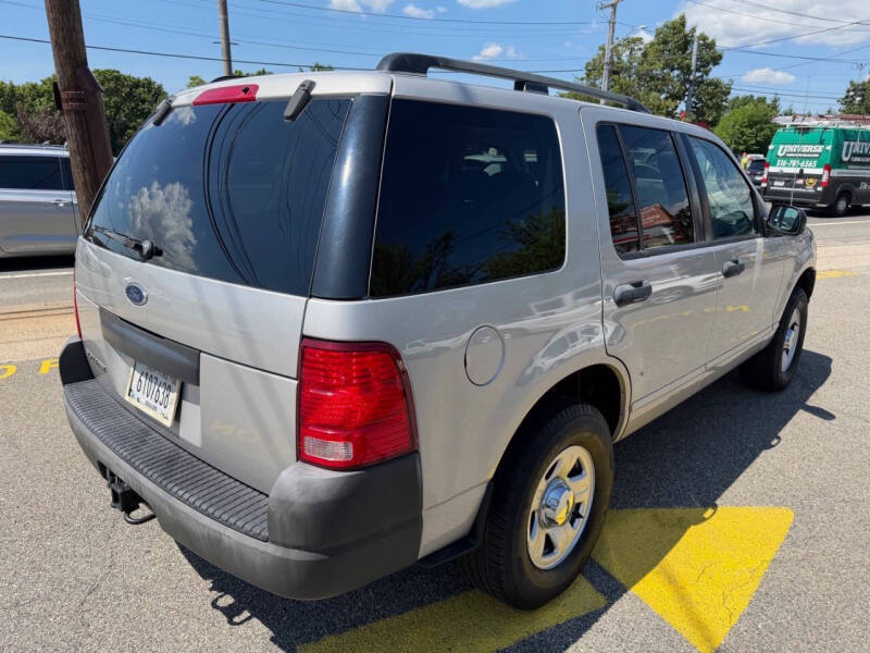 2003 Ford Explorer XLS