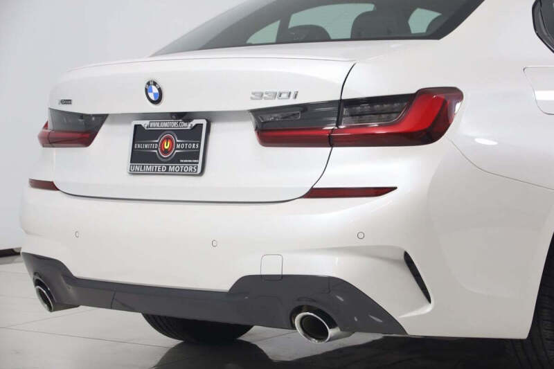 2022 BMW 3 Series 330i xDrive