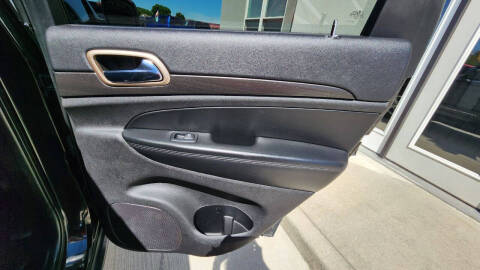 2016 Jeep Grand Cherokee Laredo E