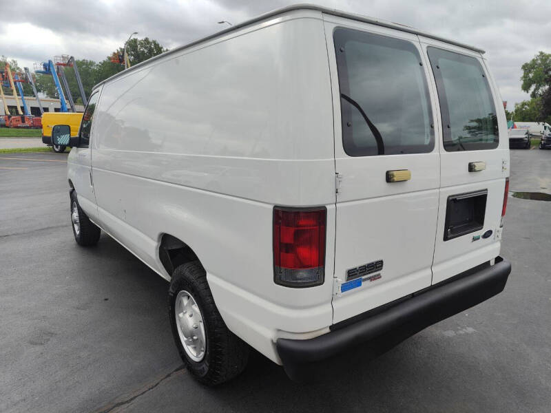 2011 Ford E-Series E-350 SD
