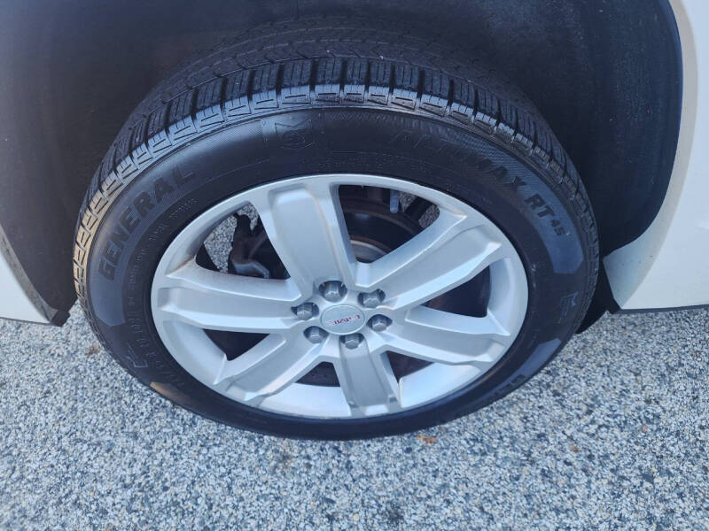 2017 GMC Acadia Denali