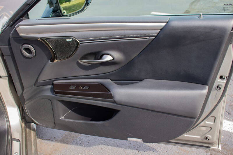 2019 Lexus ES 350 F SPORT