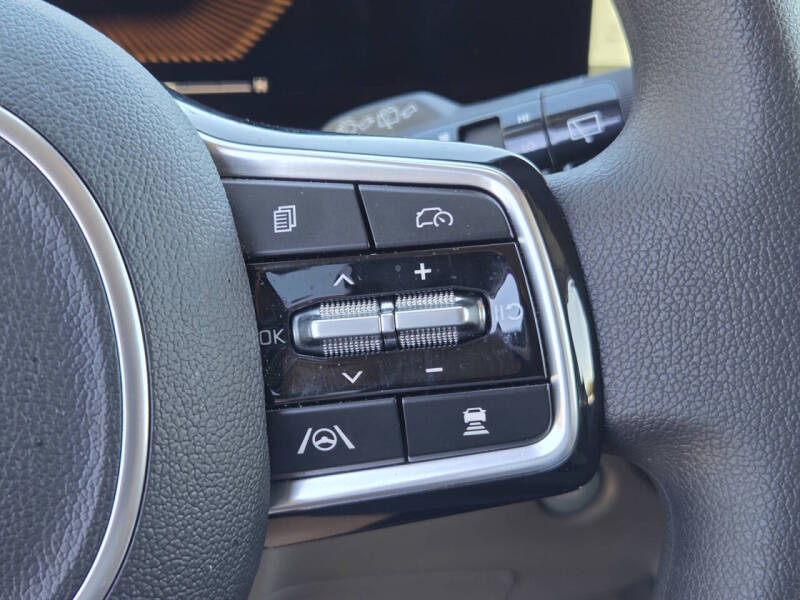 2026 Kia Carnival LX