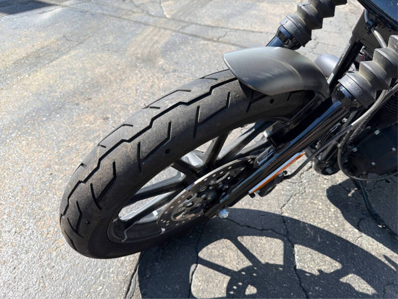 2018 Harley-Davidson Iron 883