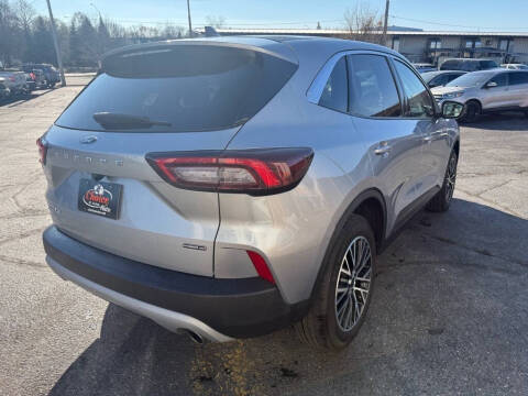 2023 Ford Escape Hybrid Active