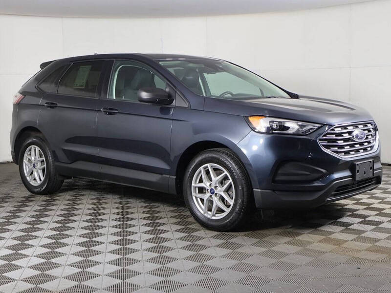2022 Ford Edge SE