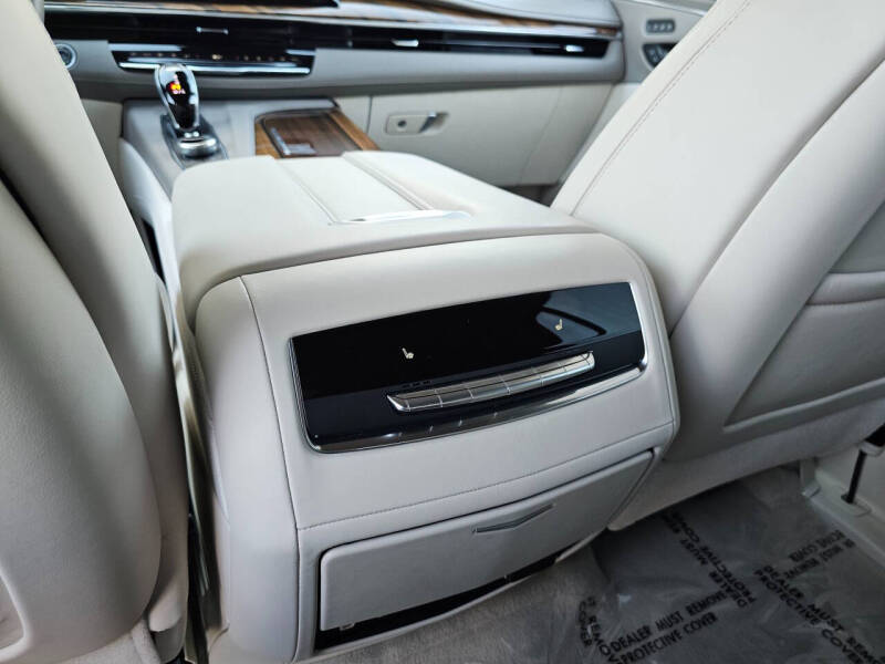 2024 Cadillac Escalade Sport Platinum