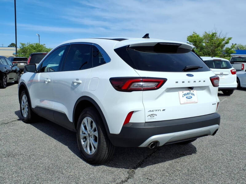 2024 Ford Escape Active
