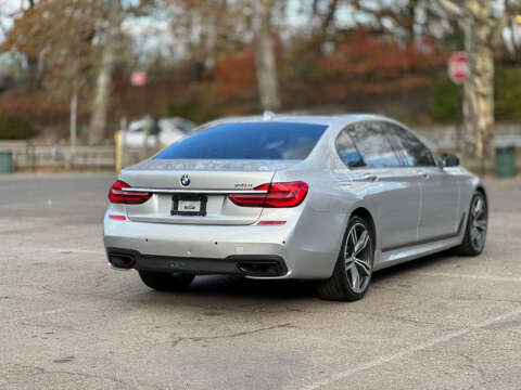 2019 BMW 7 Series 740i
