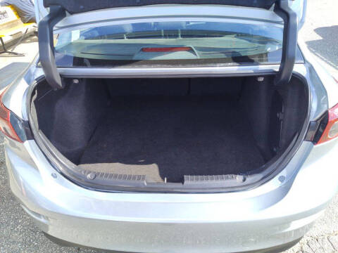 2018 Mazda MAZDA3 Sport