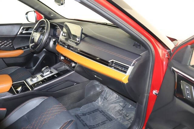 2024 Mitsubishi Outlander PHEV SEL