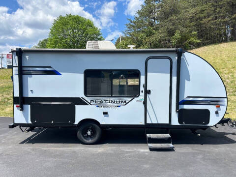 2021 Forest River FSX PLATINUM 179DBKX