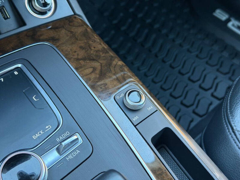 2019 Audi Q5 quattro Premium Plus 45 TFSI