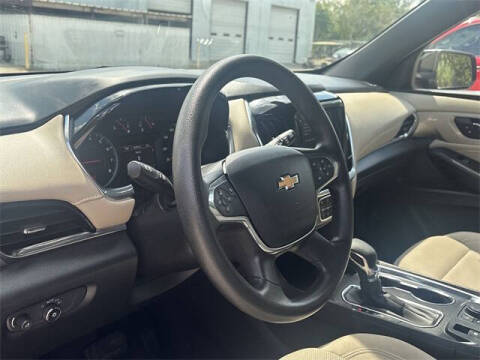 2022 Chevrolet Traverse LS