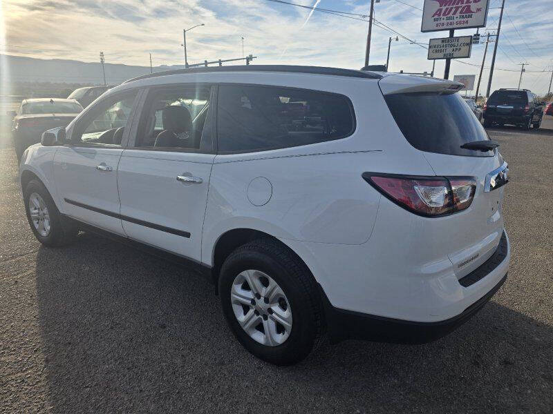 2017 Chevrolet Traverse LS