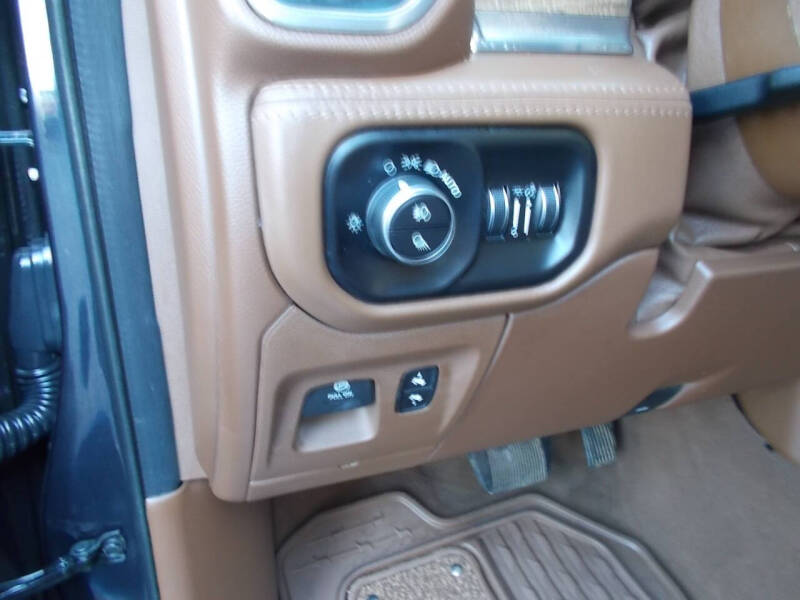 2019 RAM 1500 Laramie Longhorn