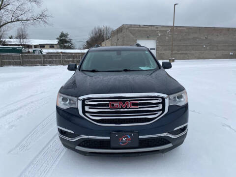 2017 GMC Acadia SLE-2