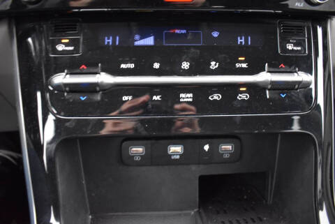 2022 Kia Carnival EX