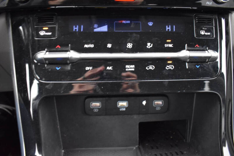 2022 Kia Carnival EX