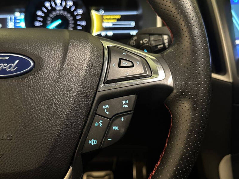 2020 Ford Edge ST Line
