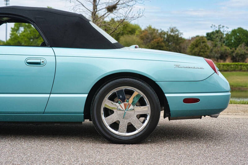 2002 Ford Thunderbird Deluxe