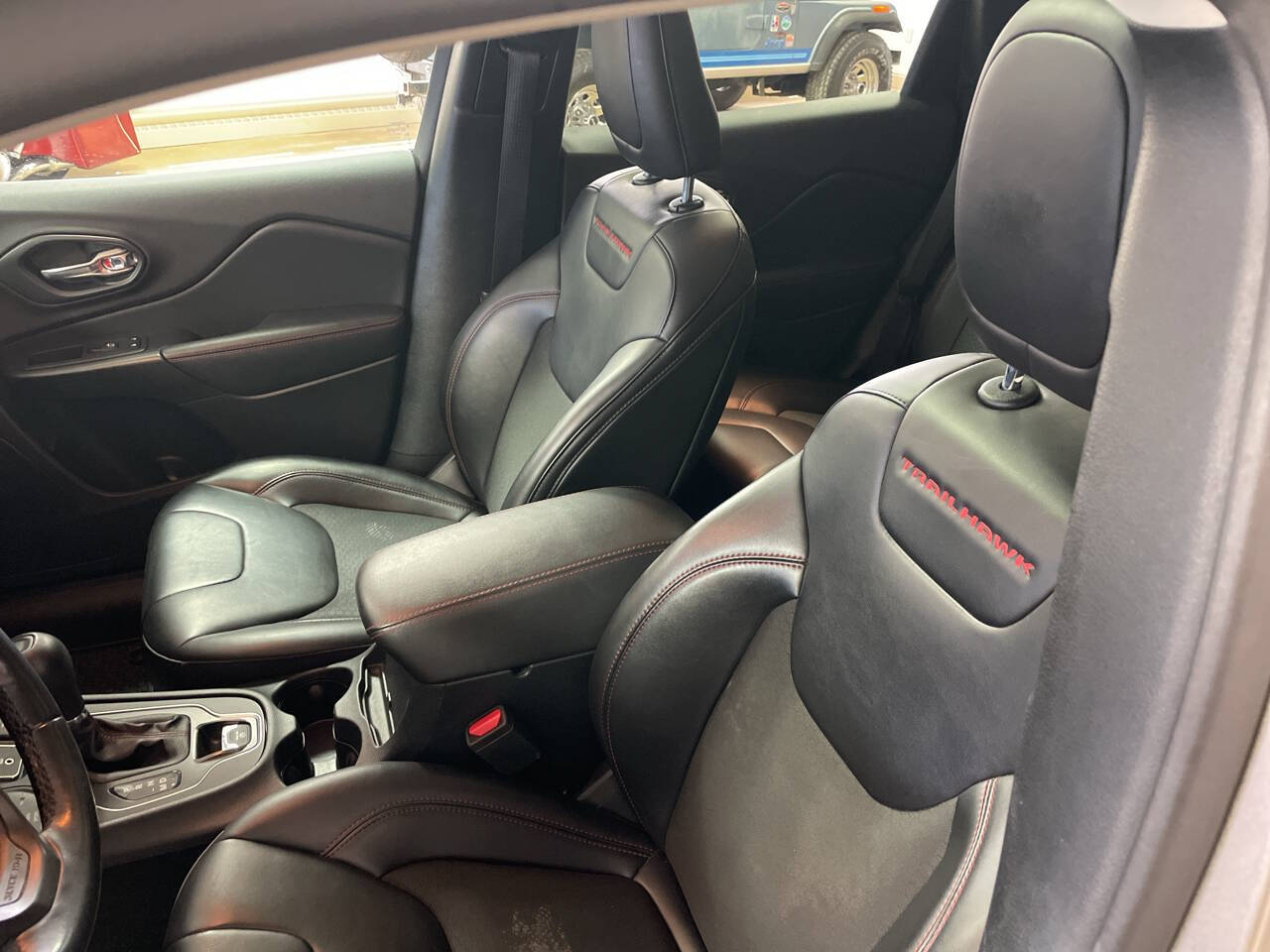 2020 Jeep Cherokee 22