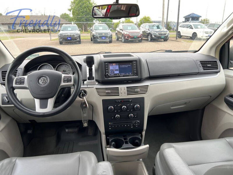 2014 Volkswagen Routan