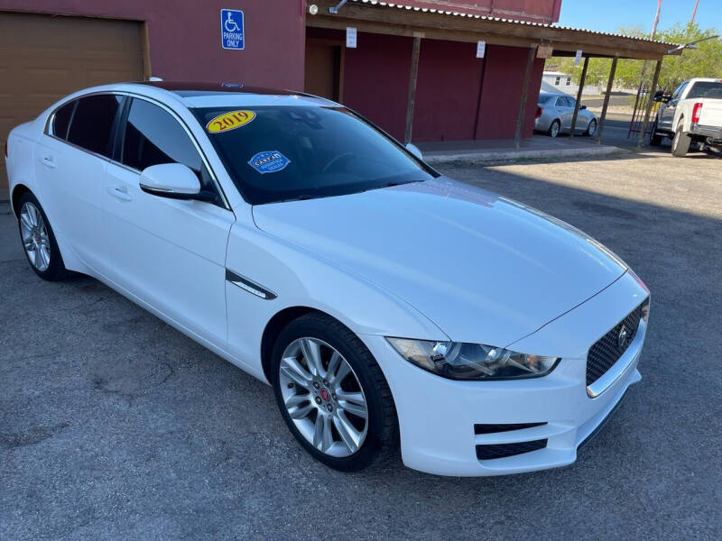 2019 Jaguar XE Base photo 35