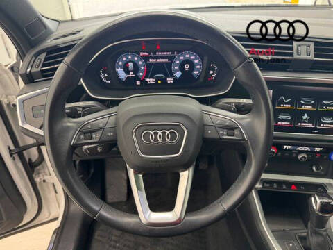 2023 Audi Q3 quattro S line Premium 45 TFSI