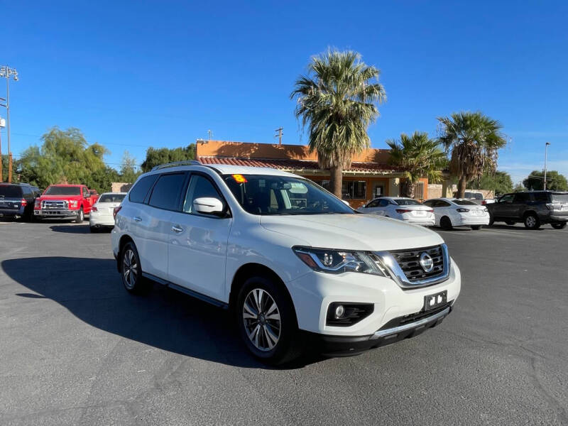 2018 Nissan Pathfinder SV