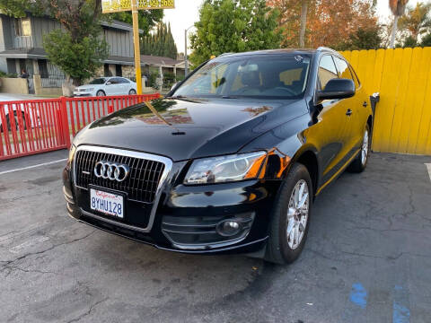 2009 Audi Q5 for sale at Crown Auto Inc in South Gate CA