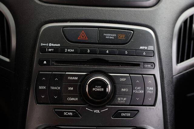 2011 Hyundai Genesis Coupe 2.0T