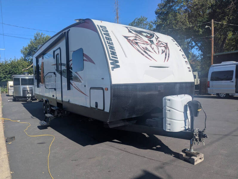 2017 Winnebago Spyder 28SC / 34ft
