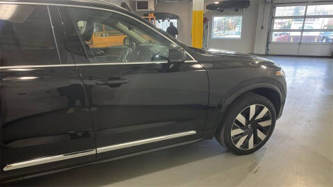 2024 Volvo XC90 Recharge T8 Plus Bright Theme 6P