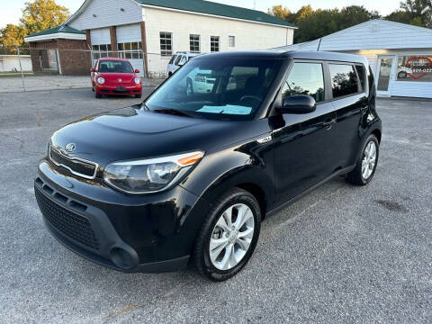 2015 Kia Soul for sale at Bladenboro Pre-Owned, INC in Bladenboro NC