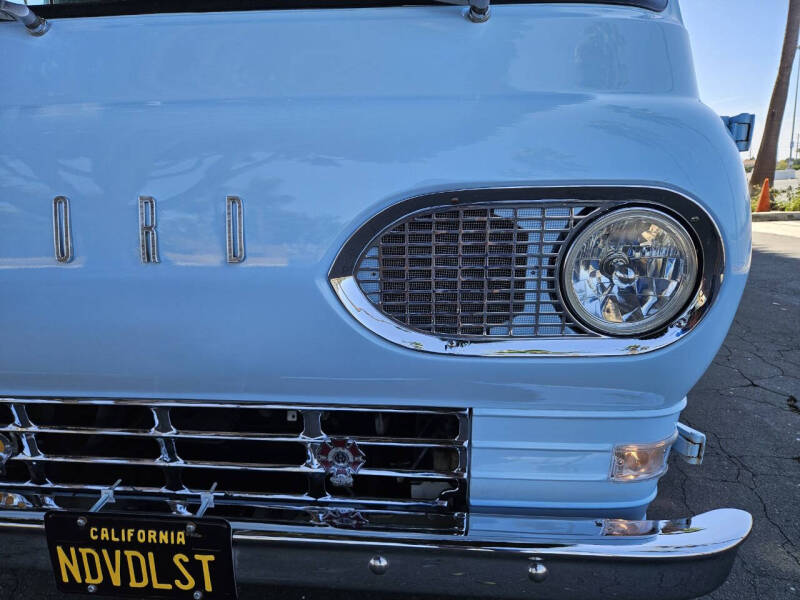 1961 Ford Econoline
