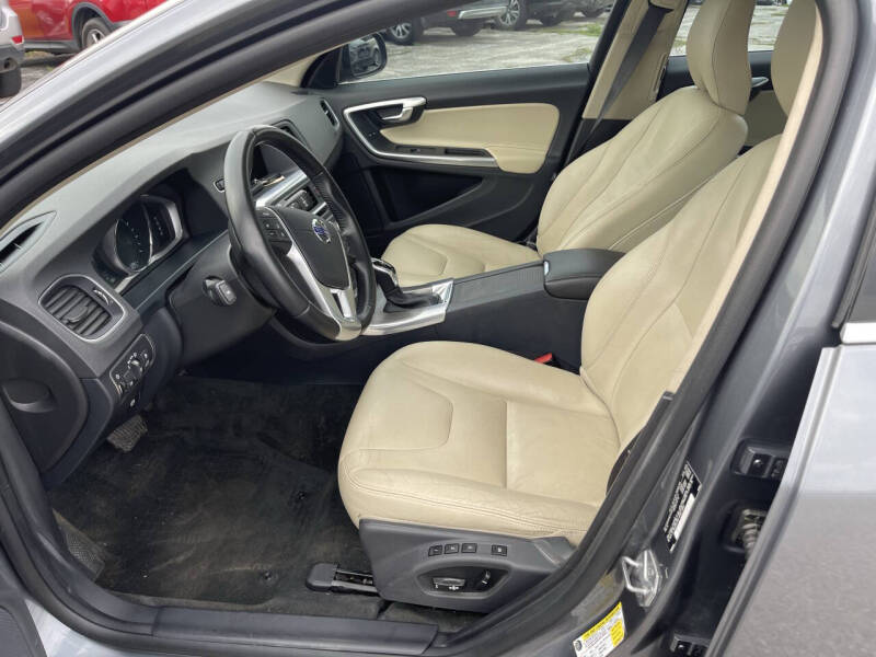 2016 Volvo S60 T5 Drive-E Premier