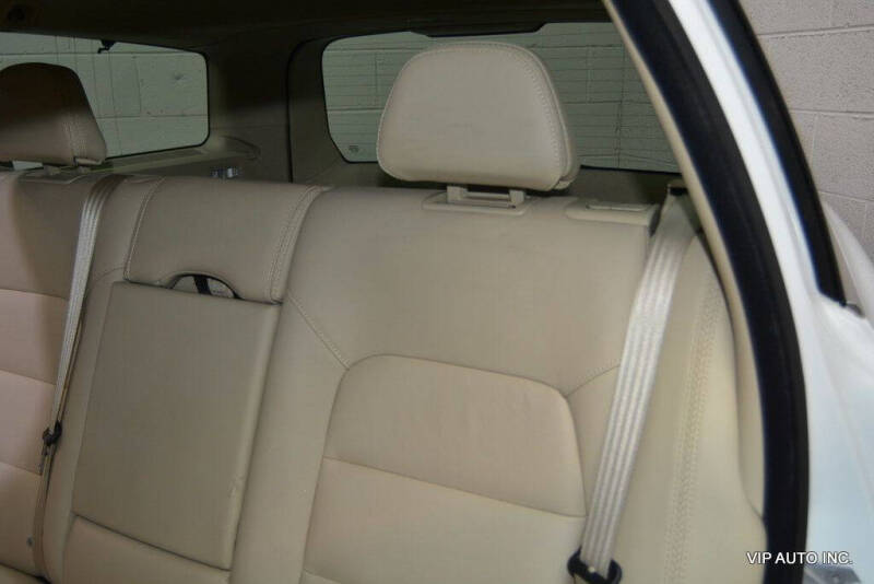 2015 Volvo XC70 T5 Drive-E Premier