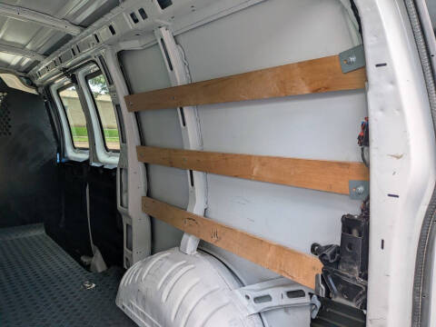 2024 Chevrolet Express 2500