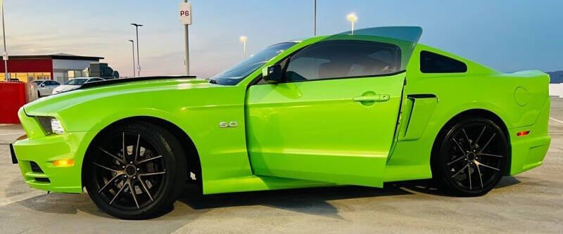 2014 Ford Mustang GT Premium